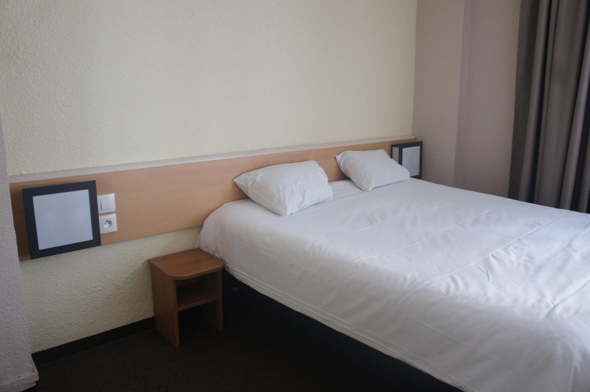 Hotel D'Anjou Levallois-Perret Ngoại thất bức ảnh