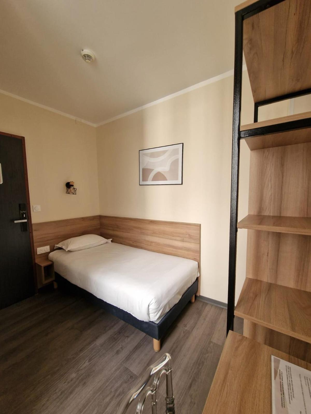 Hotel D'Anjou Levallois-Perret Ngoại thất bức ảnh