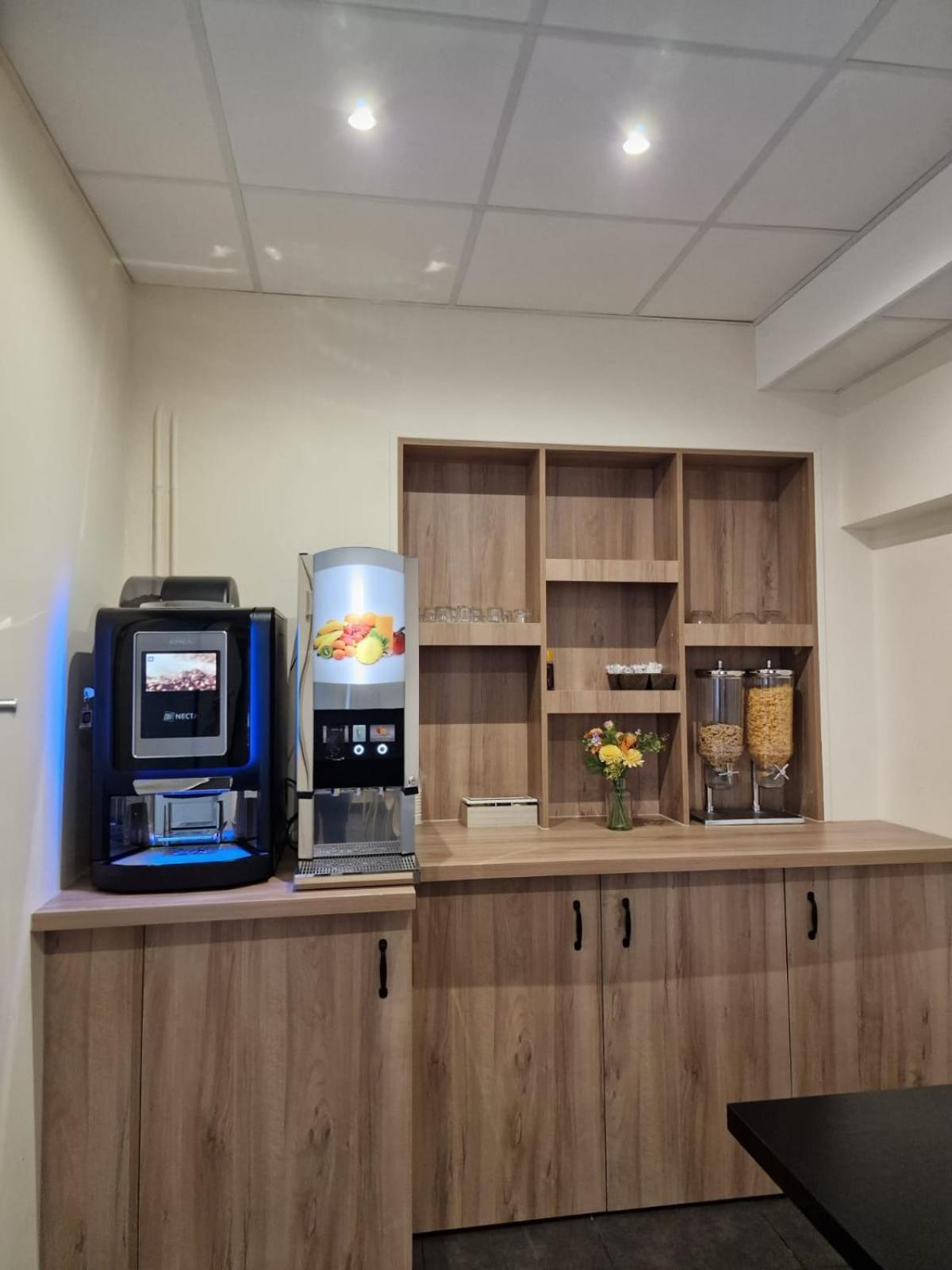 Hotel D'Anjou Levallois-Perret Ngoại thất bức ảnh
